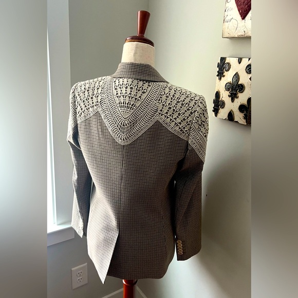 Veronica Beard plaid Dickey jacket! - Picture 4 of 4